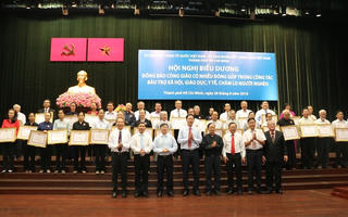 Biểu dương nhiều tấm gương đồng bào Công giáo trong công tác chăm lo người nghèo