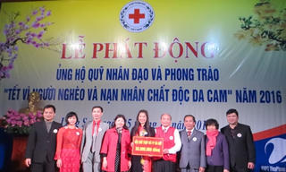 Tiếp nhận ủng hộ ‘Tết vì người nghèo và nạn nhân chất độc da cam’