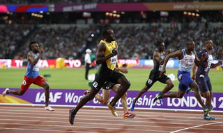 Usain Bolt thất vọng dù về nhất vòng loại 100m giải VĐTG