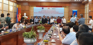 PVTEX và Công ty cổ phần tổng hợp An Sơn ký hợp đồng gia công sợi DTY