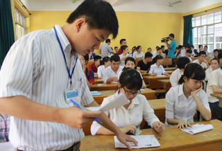 Sở GD-ĐT Sóc Trăng phân công giáo viên Toán đi chấm thi môn Ngữ Văn