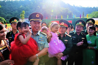 Đối ngoại nhân dân ở một vùng biên giới