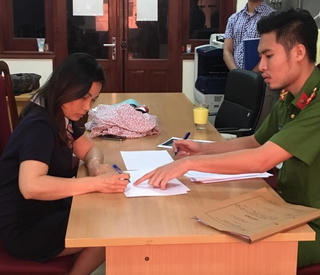 Người phụ nữ lăng mạ CSGT xin lỗi lực lượng làm nhiệm vụ