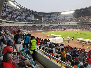 Giẫm đạp sau trận đấu bóng đá ở Angola, ít nhất 5 người tử vong