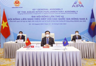 AIPA 42 thông qua nhiều nghị quyết và ký Thông cáo chung