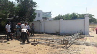 Thi công pano, 3 người thương vong