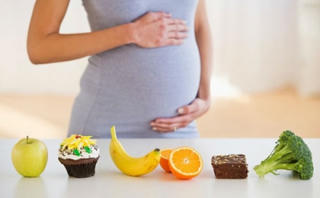 Mẹ tăng cân nhiều trong thai kỳ, trẻ có nguy cơ béo phì