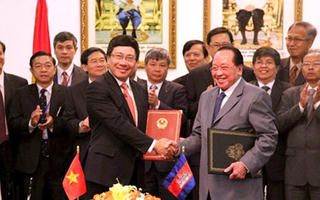 Họp nhóm quan chức Ủy ban hỗn hợp Việt Nam - Campuchia