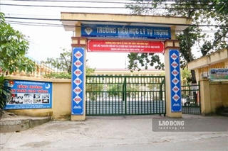 Một trường Tiểu học chi sai cả trăm triệu đồng