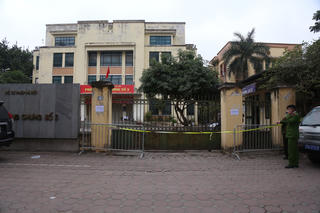 Hà Nội: Công chứng viên nhiễm Covid-19 đã đi máy bay, tiếp xúc nhiều người