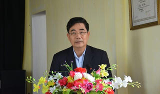 ‘Làm sao để con em chúng ta không phải rời bỏ làng quê...’