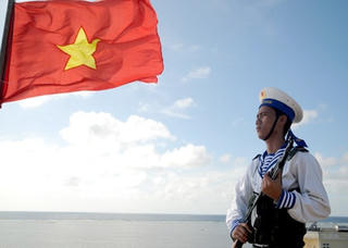 Chuẩn Đô đốc Lê Kế Lâm - Ủy viên Ủy ban Trung ương MTTQ Việt Nam: Giám sát và phản biện thực chất chứ không làm hời hợt bên ngoài