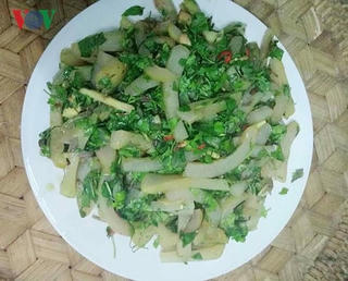 Da trâu muối chua - Đặc sản của người Thái Sơn La