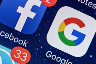 Dòng tiền lớn vẫn chảy vào Google, Facebook