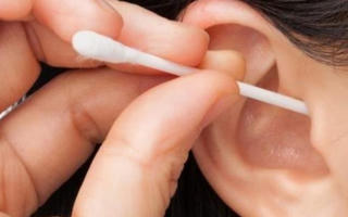 Tác hại của việc thích ngoáy tai