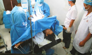 Phẫu thuật thành công ca viêm ruột thừa cấp ở đảo Trường Sa
