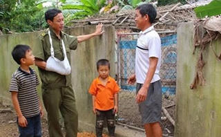 Xử lý công trình xây dựng lấn chiếm, Trưởng công an xã bị chém vào mặt