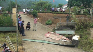 Lào Cai: Sập cổng trường học khiến 3 học sinh tử vong