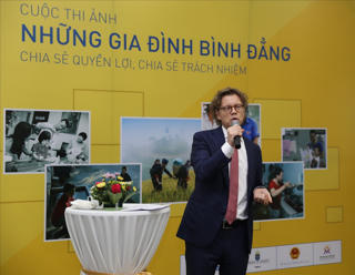 Thi ảnh ‘Những gia đình bình đẳng’