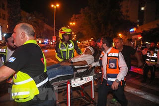 Israel tiếp tục bị tấn công bằng rocket, các nước kêu gọi dừng bạo lực