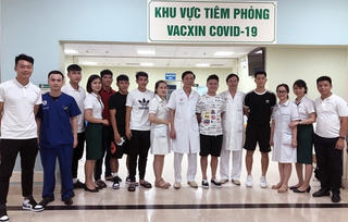 Toàn bộ đội tuyển bóng đá quốc gia đã tiêm vaccine phòng dịch Covid-19