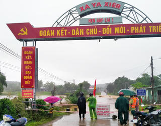 Kon Tum: Mưa lớn gây ngập, chia cắt giao thông tại một số địa phương 