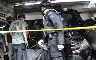 Indonesia bắt 10 nghi phạm và truy nã 3 kẻ tình nghi khủng bố ở Jakarta
