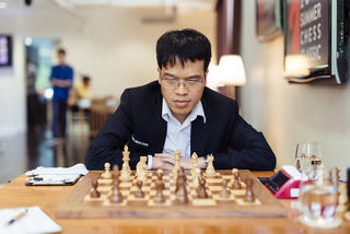 Oslo Esports Cup: Lê Quang Liêm đánh bại kỳ thủ người Canada Eric Hansen