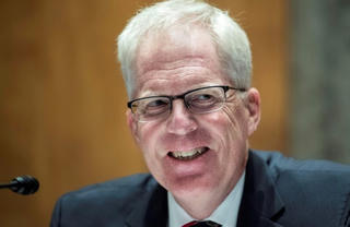 Nhà Trắng nhanh chóng 'lấp chỗ trống' tại Lầu Năm Góc