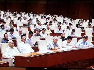 Phu nhân cố Tổng Bí thư Nguyễn Văn Linh đến thăm Quốc hội