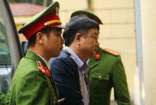 [ẢNH] Xét xử vụ thất thoát 800 tỷ đồng tại Ngân hàng OceanBank