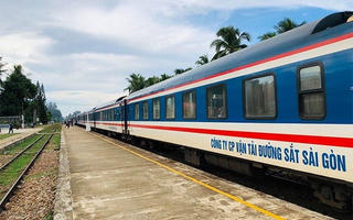 Dừng chạy các tàu chở khách trên tuyến đường sắt Bắc-Nam