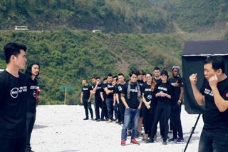 ‘Ai cũng có thể làm phim’