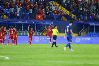 Hạ Thái Lan, U23 Việt Nam vào bán kết giải Đông Nam Á
