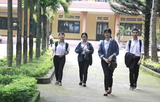 Đắk Lắk: 254 thí sinh vắng trong ngày đầu Kỳ thi THPT Quốc gia
