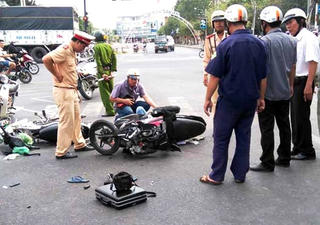 Gần 8.300 người chết vì tai nạn giao thông trong năm 2017