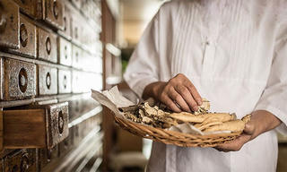 Tác dụng của Đông y trong điều trị Covid-19