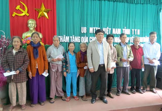 Những phận nghèo được sẻ chia