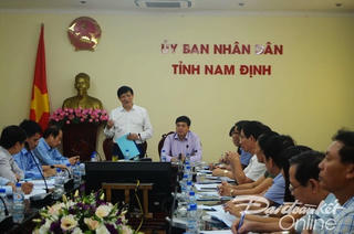 Chống dịch sốt xuất huyết: Cuộc chiến cam go