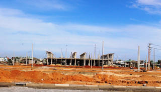 Dự án gây ngập nặng, dân phản đối