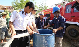 Tiền Giang: Cung cấp nước miễn phí cho bà con vùng hạn