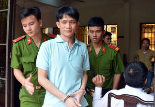 16 năm tù cho người cha giết con, chôn xác sau nhà