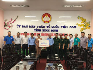 Bình Định: Phân bổ các nguồn hỗ trợ đồng bào miền Trung khắc phục bão lũ