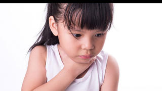 Hóc dị vật ở trẻ chuyện nhỏ nhưng hậu quả nặng nề