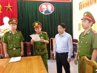 Khởi tố nguyên Chủ tịch UBND huyện Kỳ Anh (Hà Tĩnh)