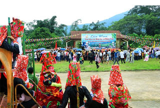 Phát triển bền vững kinh tế - xã hội vùng đồng bào dân tộc Dao