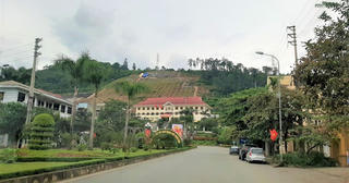 Hòa Bình sẽ kiểm tra việc xây dựng khẩu hiệu 11 chữ hết… hơn 10 tỷ đồng