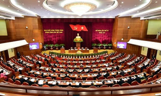 Tăng cơ chế giám sát 'tự diễn biến'