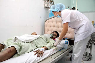 Vụ cháy nghiêm trọng tại chung cư Carina: 44 nạn nhân tiếp tục điều trị tại các bệnh viện