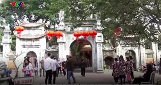 BHXH Việt Nam yêu cầu làm rõ việc cán bộ đi lễ trong giờ làm việc